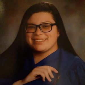 Meet your Posher, Selena